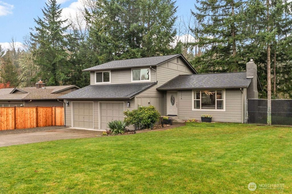 5114 W Tapps Drive E, Lake Tapps, WA 98391