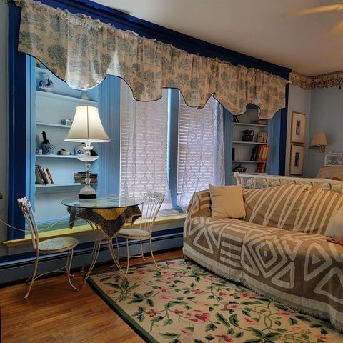 300 W PROSPECT AVENUE, Appleton, WI 54911