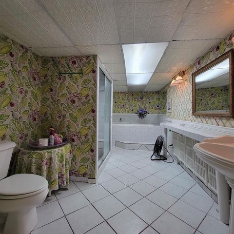 300 W PROSPECT AVENUE, Appleton, WI 54911
