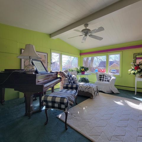 300 W PROSPECT AVENUE, Appleton, WI 54911