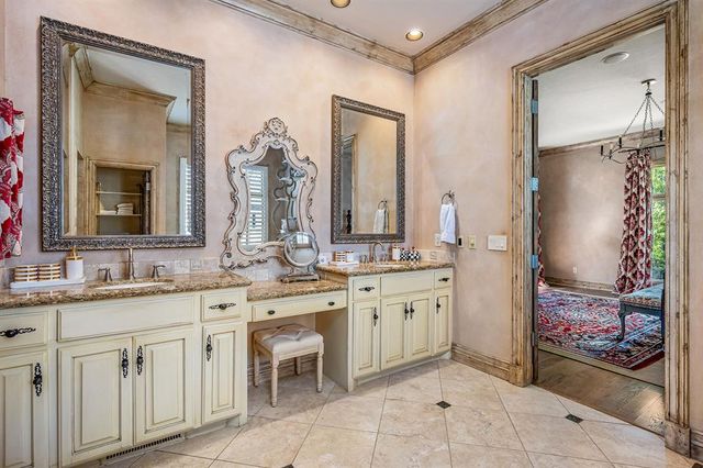 1225 Blue Wister Cove, Edmond, OK 73013