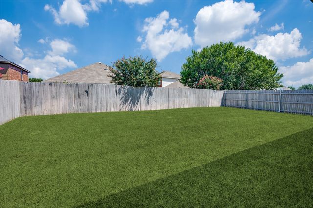 3208 Serpis, Grand Prairie, TX 75054