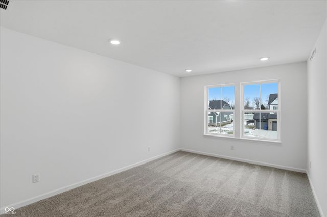 7053 Portico Lane, Mccordsville, IN 46055