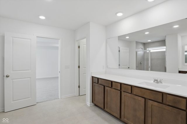 7053 Portico Lane, Mccordsville, IN 46055