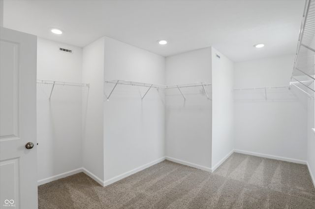 7053 Portico Lane, Mccordsville, IN 46055