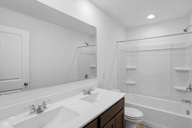 7053 Portico Lane, Mccordsville, IN 46055