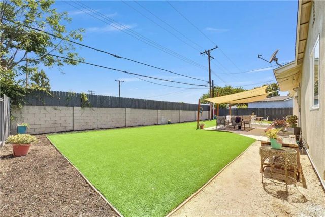 2016 E Santa Fe, Fullerton, CA 92831