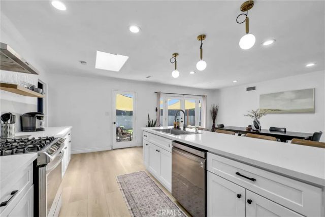 2016 E Santa Fe, Fullerton, CA 92831