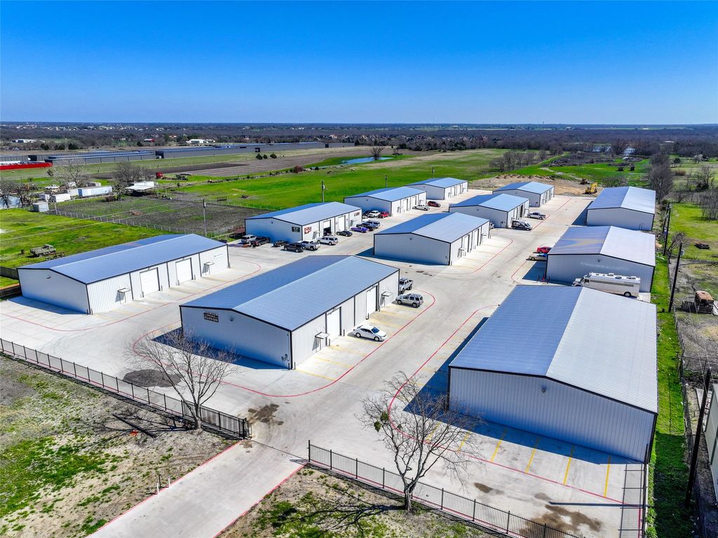 6562 N Fm 148, Terrell, TX 75160