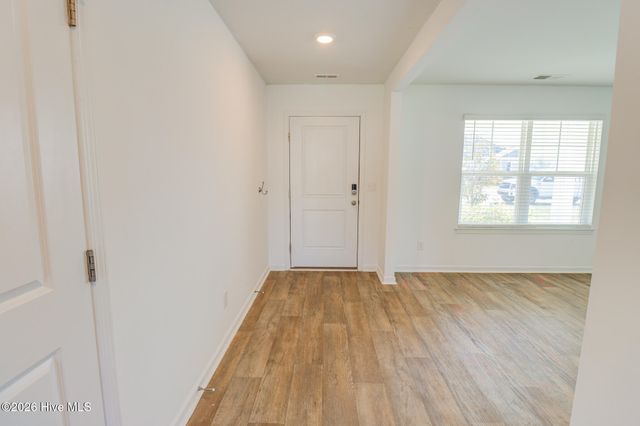 681 Loftus Way NE, Leland, NC 28451
