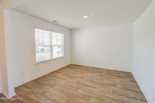 681 Loftus Way NE, Leland, NC 28451