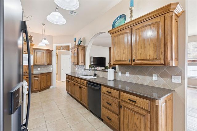 16600 Tonka Trail, Edmond, OK 73012