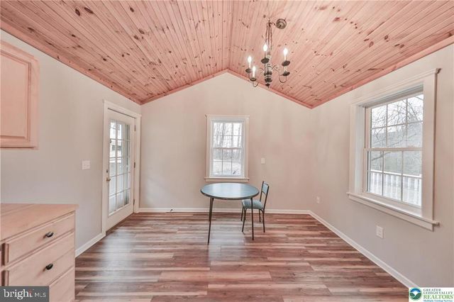 370 W WHITE BEAR DR, Summit Hill, PA 18250