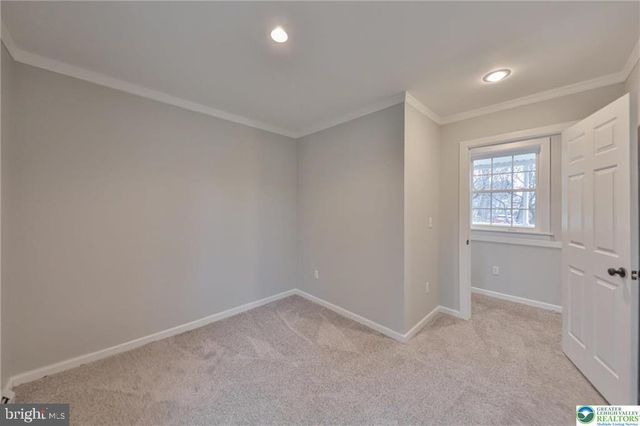 370 W WHITE BEAR DR, Summit Hill, PA 18250