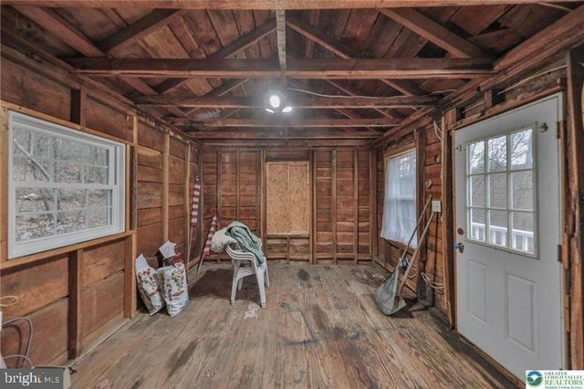 370 W WHITE BEAR DR, Summit Hill, PA 18250