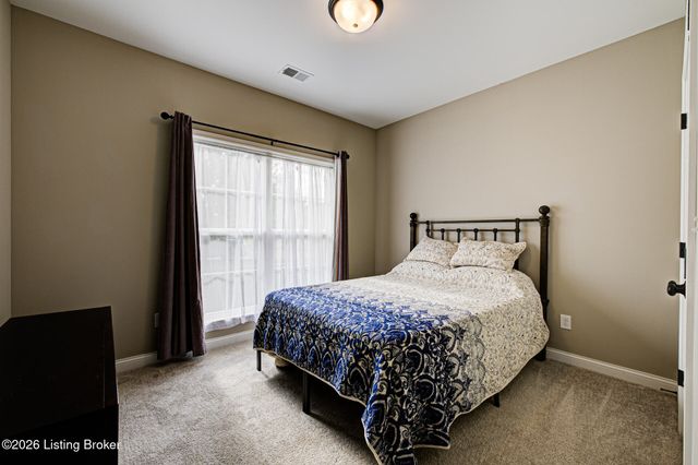 3420 Stara Ct, Louisville, KY 40299