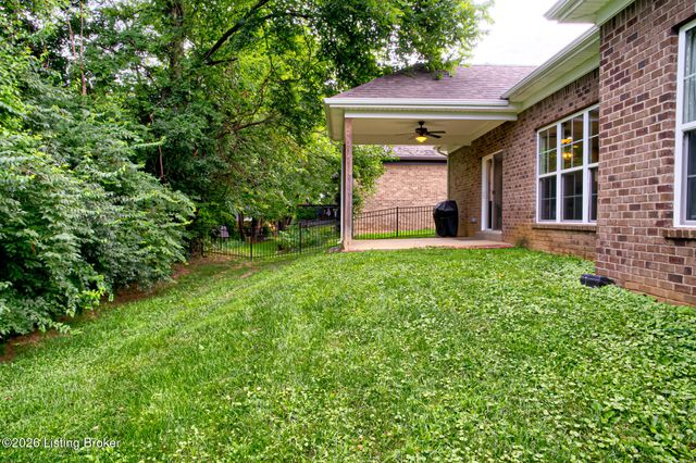 3420 Stara Ct, Louisville, KY 40299