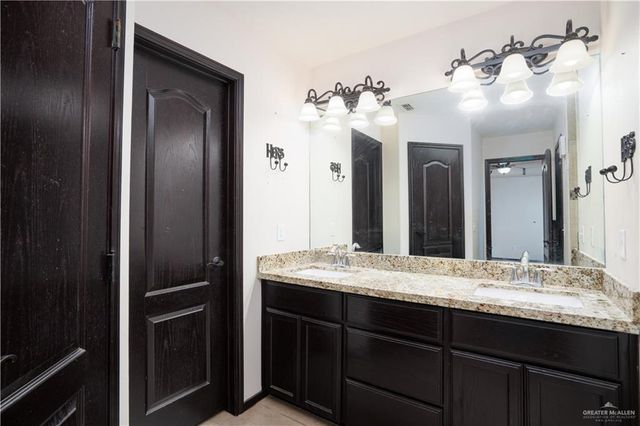 2311 W Ambassador Street, Edinburg, TX 78541