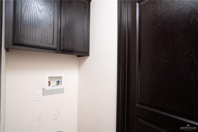 2311 W Ambassador Street, Edinburg, TX 78541