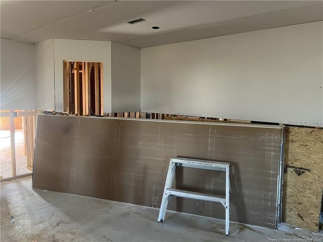 56 Coachman Lane, Autryville, NC 28318