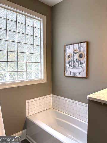 303 Winchester Court, Dublin, GA 31021