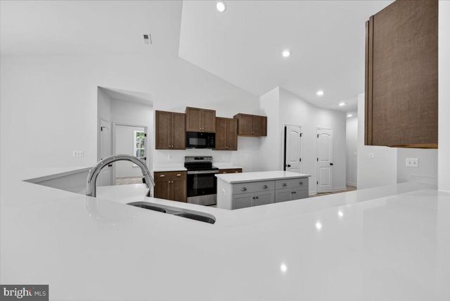 615 TRAVELLER ST, Mineral, VA 23117