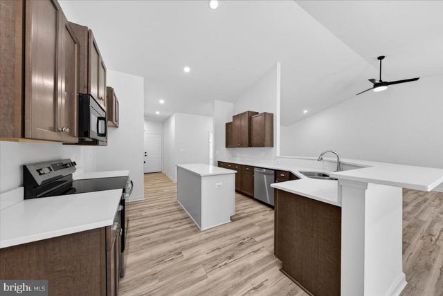 615 TRAVELLER ST, Mineral, VA 23117