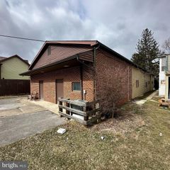 482 E WASHINGTON ST, Chambersburg, PA 17201