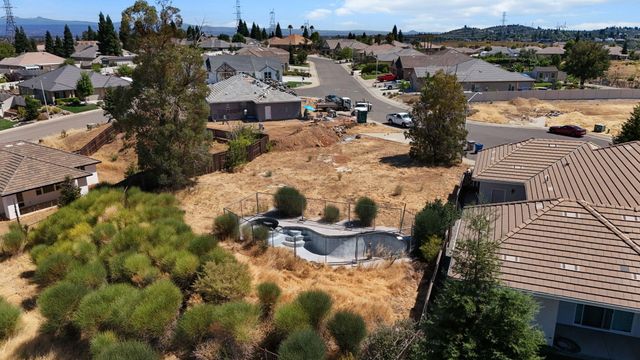 4846 Ferrington Court, Redding, CA 96003