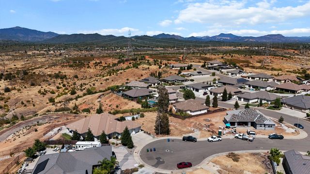 4846 Ferrington Court, Redding, CA 96003