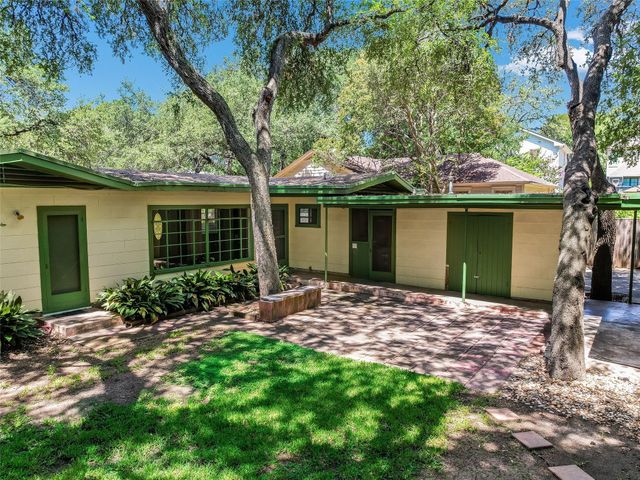 2004 Griswold LN, Austin, TX 78703