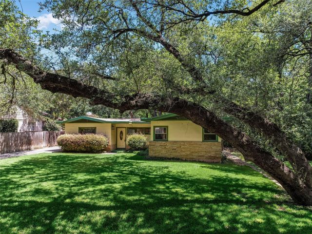 2004 Griswold LN, Austin, TX 78703