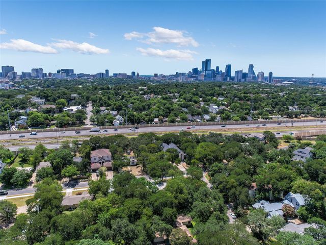 2004 Griswold LN, Austin, TX 78703