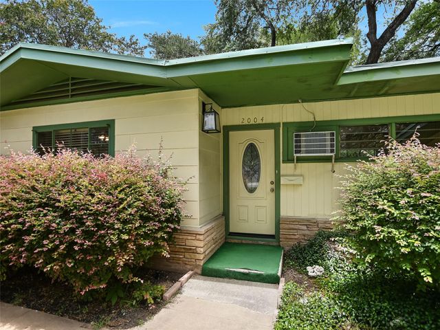 2004 Griswold LN, Austin, TX 78703