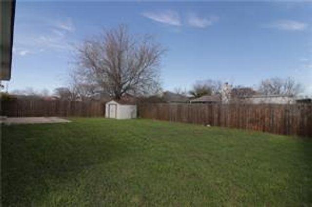 800 Riverway LN, Leander, TX 78641