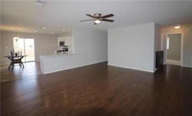 800 Riverway LN, Leander, TX 78641