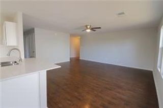 800 Riverway LN, Leander, TX 78641