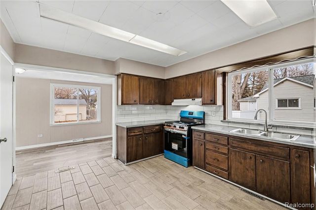 5044 2nd Street, Swartz Creek, MI 48473