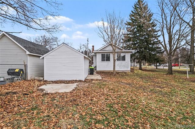 5044 2nd Street, Swartz Creek, MI 48473