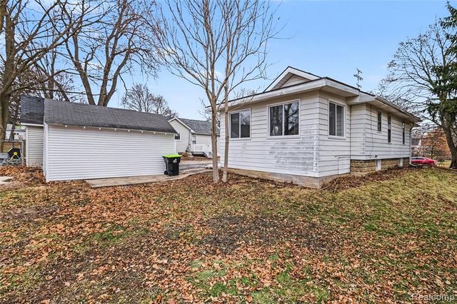 5044 2nd Street, Swartz Creek, MI 48473