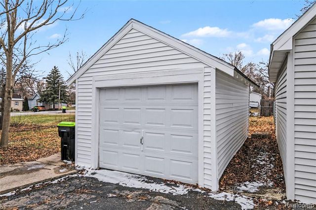 5044 2nd Street, Swartz Creek, MI 48473