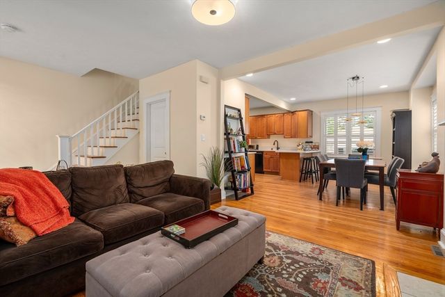 10-12 Richardson Ave 2, Arlington, MA 02476