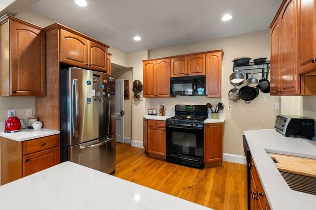 10-12 Richardson Ave 2, Arlington, MA 02476