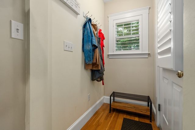 10-12 Richardson Ave 2, Arlington, MA 02476
