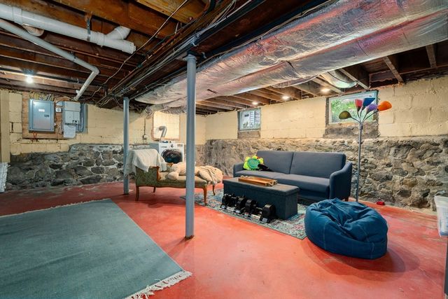 10-12 Richardson Ave 2, Arlington, MA 02476