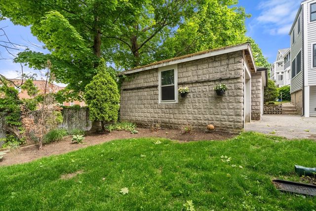 10-12 Richardson Ave 2, Arlington, MA 02476