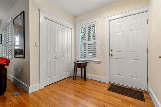 10-12 Richardson Ave 2, Arlington, MA 02476