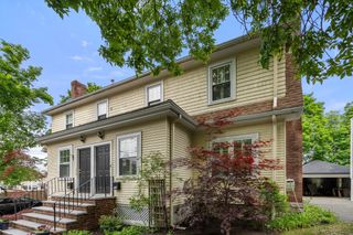 10-12 Richardson Ave 2, Arlington, MA 02476