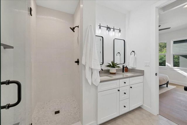 1809 Maple Ave 2, Austin, TX 78702