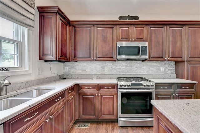 3781 Devenwood Way, Buford, GA 30519
